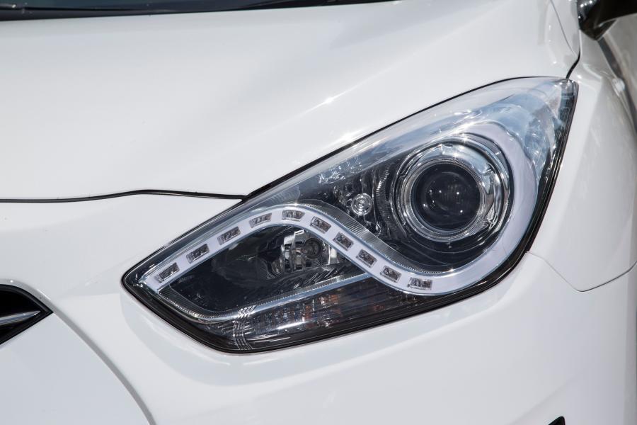  Hyundai i40 Tourer 2014 года  (UK) (фото 48 из 73)